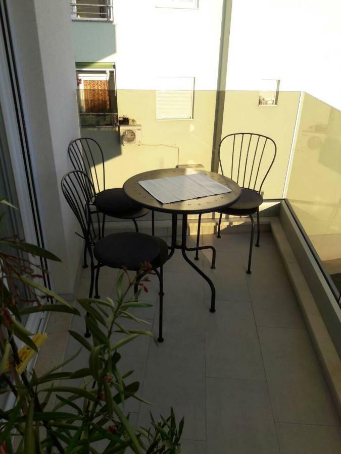 Apartman Petra Lägenhet Makarska Exteriör bild