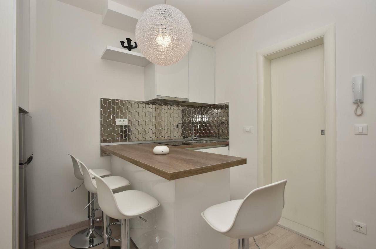 Apartman Petra Lägenhet Makarska Exteriör bild