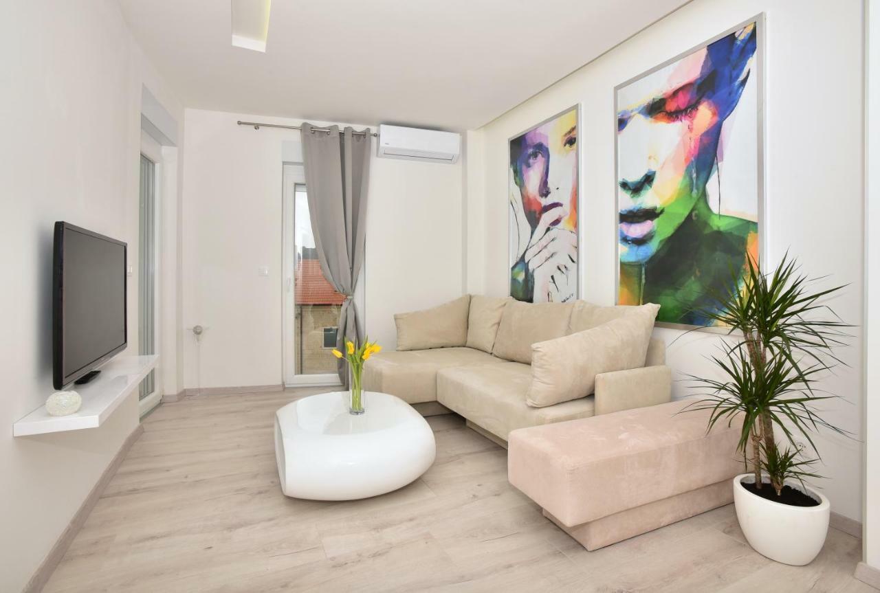 Apartman Petra Lägenhet Makarska Exteriör bild